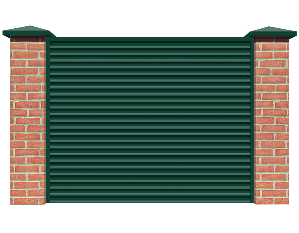 Секция забора жалюзи из ламелей Жалюзи ЭКО-Z RAL6005 Зеленый мох с кирпичными столбами анфас
