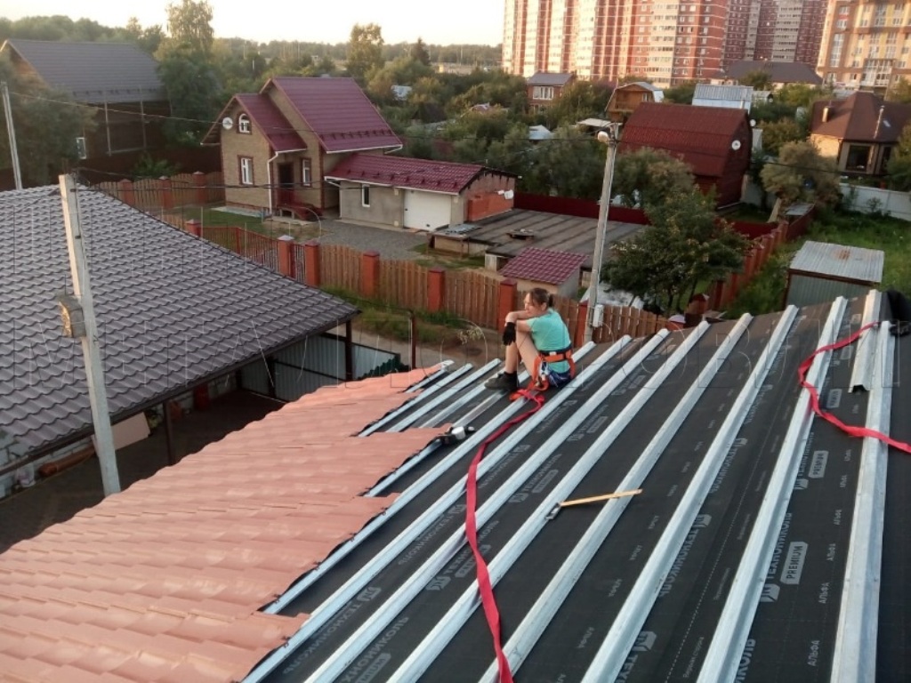 Металлочерепица Геркулес 8004 терракотовый Стальной Бархат от Центра Металлокровли в Кемерове