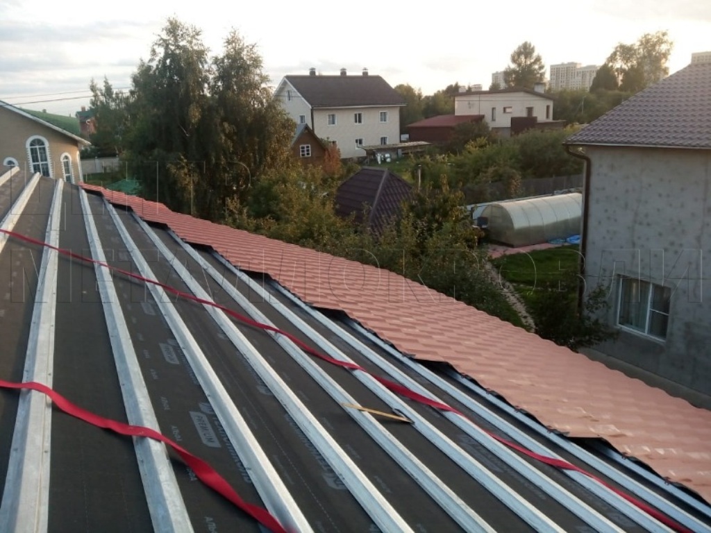 Металлочерепица Геркулес 8004 терракотовый Стальной Бархат от Центра Металлокровли в Кемерове